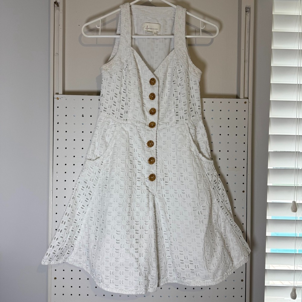 Anthropologie Eyelet Romper‎ Women's Size 0 White Cotton Button Front Pockets